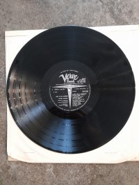 ASTRUD GILBERTO (mono) 1 press!!! ASTRUD GILBERTO (mono) 1 press!!!