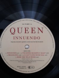QUEEN - INNUENDO 1991 (EUROPA/EEC) NM/NM PCSO 115 QUEEN - INNUENDO 1991 (EUROPA/EEC) NM/NM PCSO 115