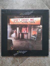 ELTON JOHN 1 press!!! pay,red vinyl ELTON JOHN 1 press!!! pay,red vinyl