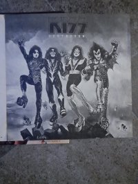 KISS 1 press!!! KISS 1 press!!!