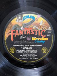 ELTON JOHN  1 press!!! pay,red vinyl  23 may, 1975  (not meshok)