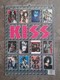 KISS * Guantity of 6 pieces 12 months 24 pages KISS * Guantity of 6 pieces 12 months 24 pages