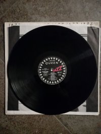 QUEEN * NO ATTACH POSTER !!!!!! QUEEN * NO ATTACH POSTER !!!!!!