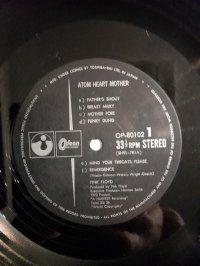 PINK FLOYD = ピンク・フロイド* – Atom Heart Mother = 原子心母 1 PRESS!!! Black Odeon label with silver text. PINK FLOYD = ピンク・フロイド* – Atom Heart Mother = 原子心母 1 PRESS!!! Black Odeon label with silver text.