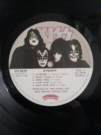 KISS (on the OBI - OWL!!!!) 1 PRESS!!! KISS (on the OBI - OWL!!!!) 1 PRESS!!!