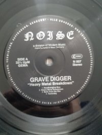 GRAVE DIGGER