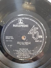 THE BEATLES    7", 45 RPM, EP,  Solid Centre, MONO!!!