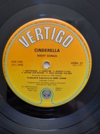 CINDERELLA TOP CONDITION!!! CINDERELLA TOP CONDITION!!!