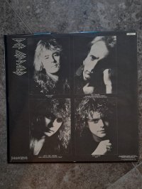 DEF LEPPARD DEF LEPPARD