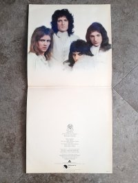 QUEEN repress QUEEN repress