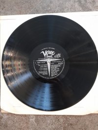 ASTRUD GILBERTO (mono) 1 press!!! ASTRUD GILBERTO (mono) 1 press!!!