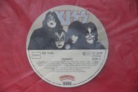 KISS * RED VINYL!!! KISS * RED VINYL!!!